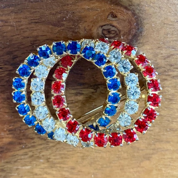 Vintage Rhinestone Red White And Blue Patriotic Tri Circle Pendant - Picture 1 of 3